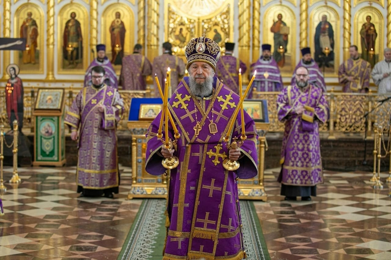 В сан диакона рукоположен